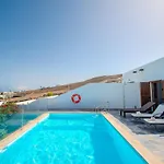 Casa Serena Panoramic Views, Ac And Pool 度假居 *