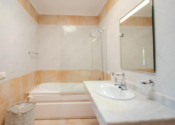 بيت للعطل Casa Serena Panoramic Views, Ac And Pool *