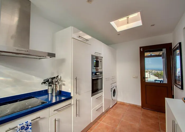 Casa Serena Panoramic Views, Ac And Pool Playa Blanca (Lanzarote)